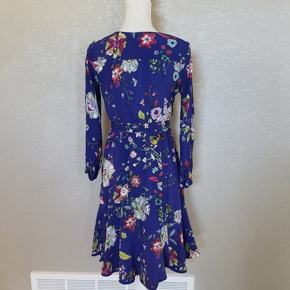 Maeve long sleeve floral ruffled bottom dress size Small - Picture 5 of 8